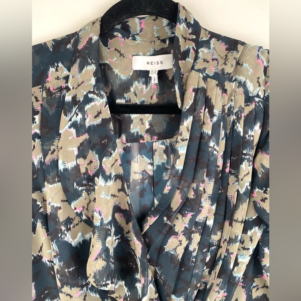 Reiss Black Floral Mini Dress - Picture 3 of 14